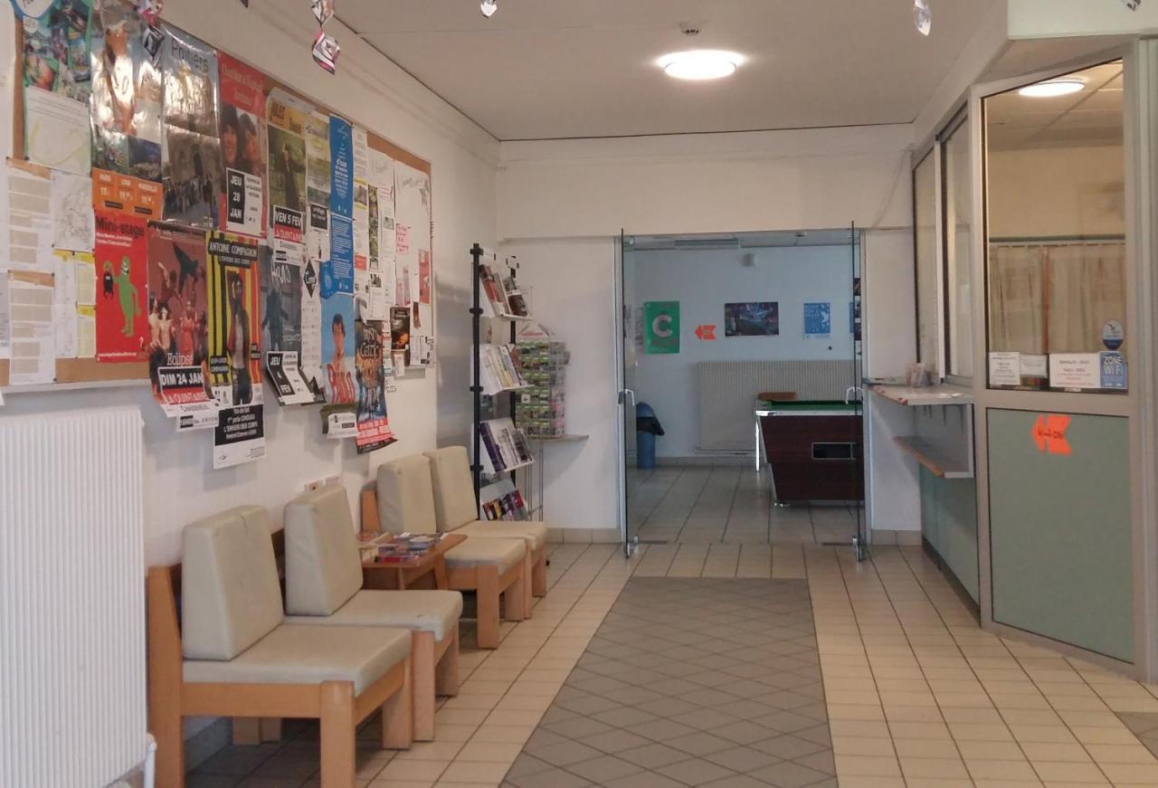 Auberge De Jeunesse Hi Poitiers Eksteriør billede