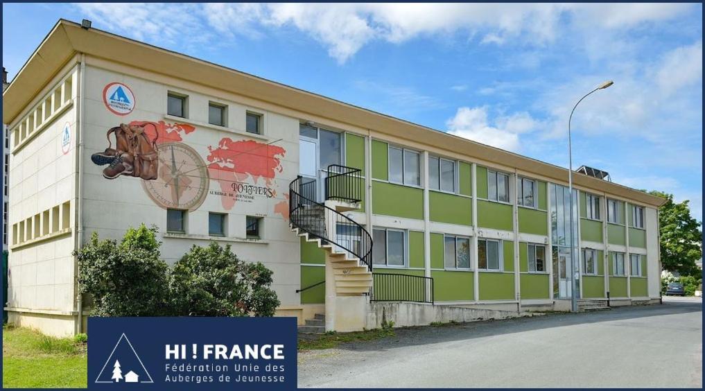 Auberge De Jeunesse Hi Poitiers Eksteriør billede